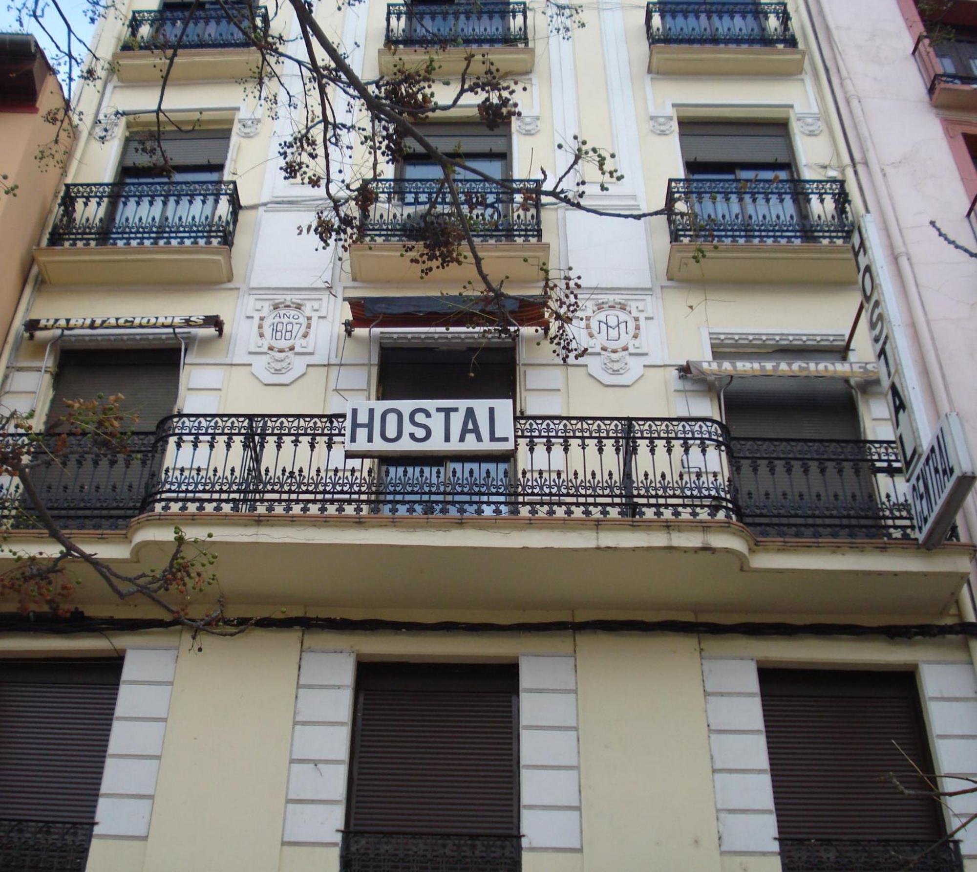 Hostel Central Сарагоса Экстерьер фото