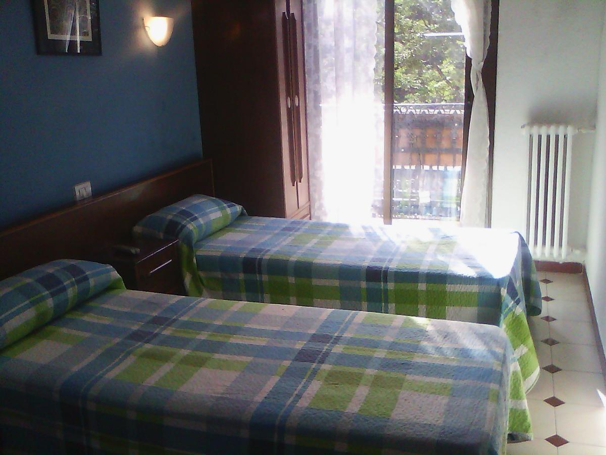 Hostel Central Сарагоса Экстерьер фото